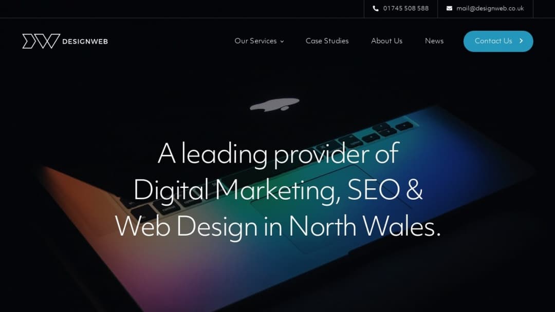 Screenshot of Designweb's Website